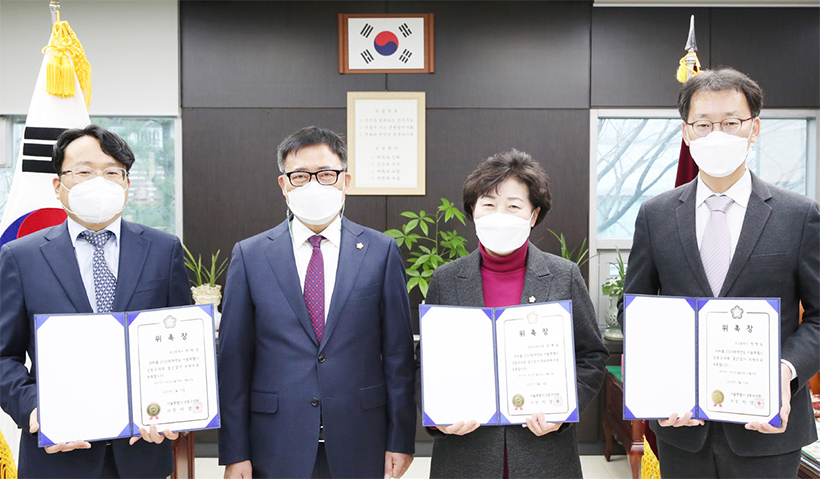 허대성 회계사, 이성수 의장, 은복실 의원, 박병도 회계사