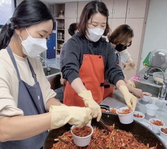 풍납2동 풍납사회복지관의 반찬 나눔 봉사단