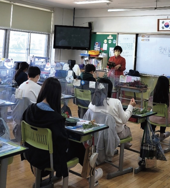 방이2동, 방이초등학교에 전한 ‘꿈놀이에 날개를 달다’ 