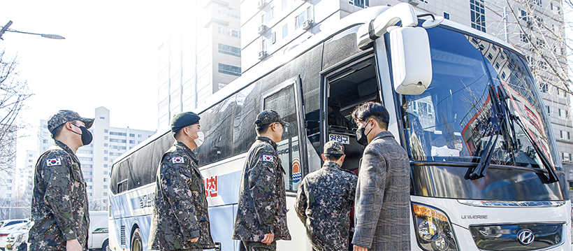 예비군 훈련 수송버스