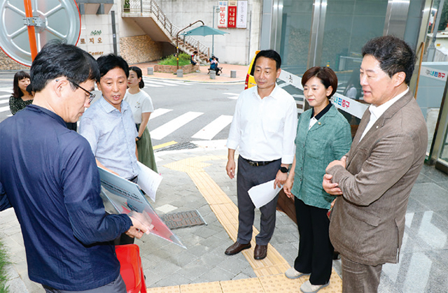 대현산배수지공원 모노레일 점검