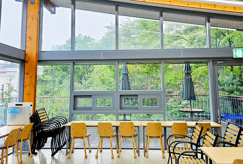 성동구립매봉산숲속도서관