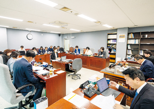 도시건설위원회