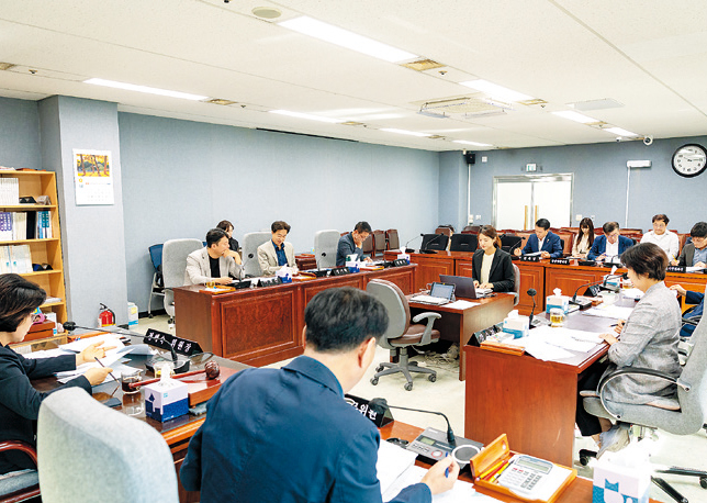 행정기획위원회