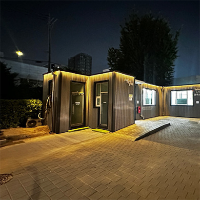 성동형 공중화장실