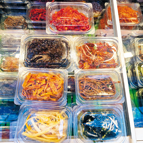 반찬가게의 반찬들