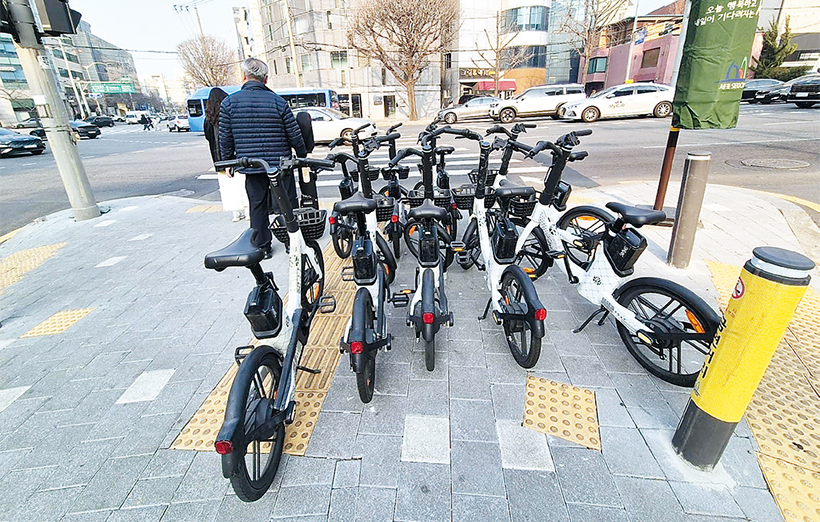 공공보도 위 통행방해 전기자전거