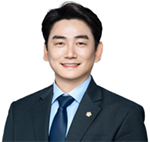 위원장 강일