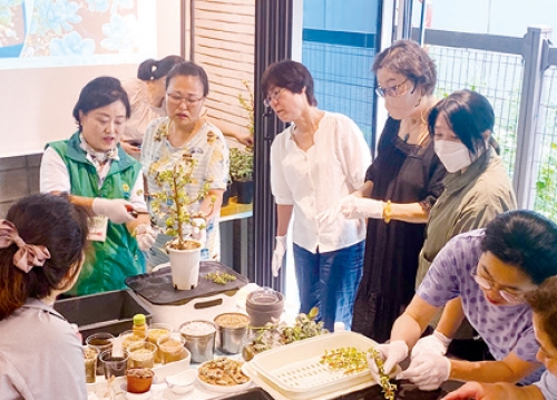 배움이 피어나는 봄, 가까운 ‘동네 배움터’에서 시작해 봄