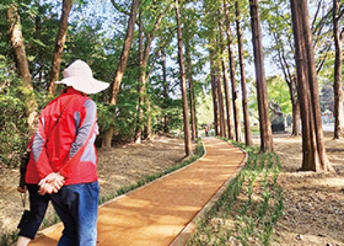 문화예술공원 황톳길‧체험장 산책하세요