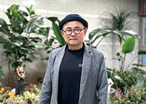 “이 순간 가장 젊고 아름다운 당신의 ‘행복사진’을 찍어드립니다”